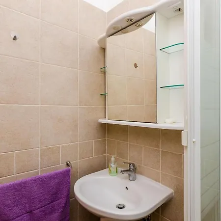 Alba- Duplex Two Bedroom With Shared Pool And Sea View