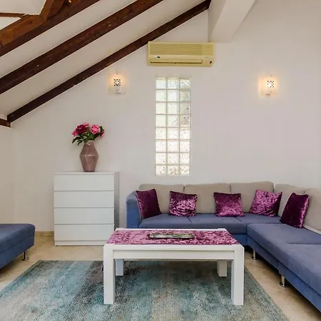 Διαμέρισμα Alba- Duplex Two Bedroom With Shared Pool And Sea View Cavtat